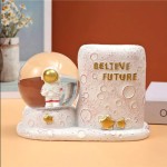 astronot-kar-kuresli-kalemlik