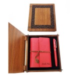 kisiye-ozel-ozel-kutulu-kirmizi-defter-kalem3