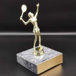 kadin-tenisci-odul-kupa