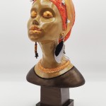 Afrikali Kadin Heykeli sol caraz