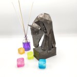 at kitap tutucu kubik