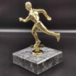 kosucu-figurlu-odul-kupa