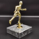 kosucu-figurlu-odul-kupa2