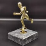 kosucu-figurlu-odul-kupa3