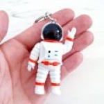 astronot-anahtarlik-isikli3