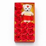 kirmizi-guller-ve-ayicik