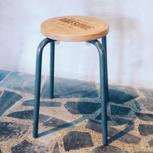 Moody Stool3