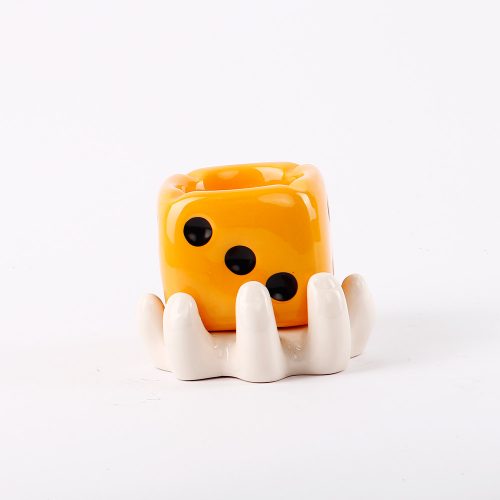 Zar Şeklinde Seramik Küllük