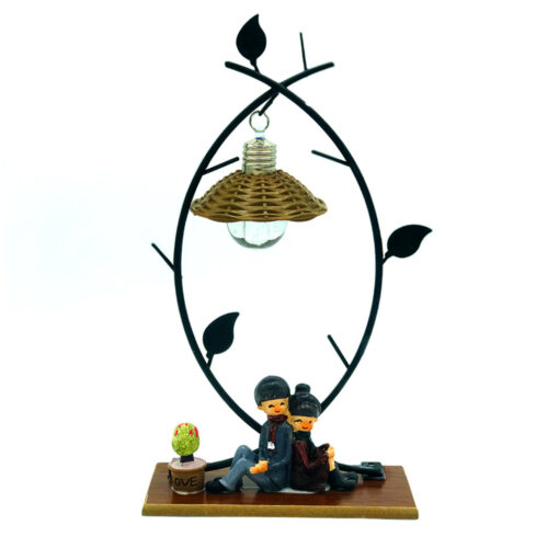 Işık Altında Oturan Sevgili Biblosu