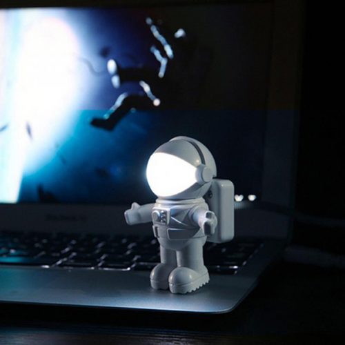 Astronot Usb Lamba