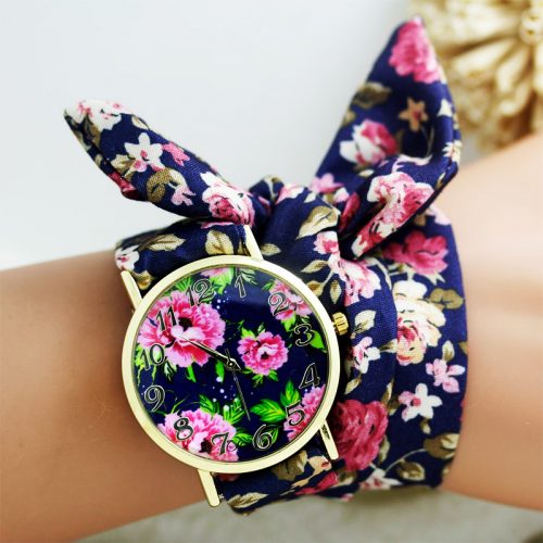 cicekli-lacivert-kumas-saat2