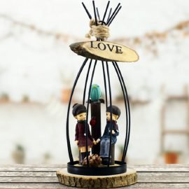 Kafes İçinde Sevgililer