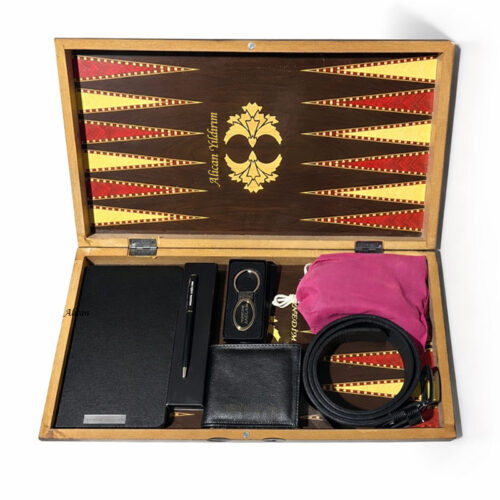 kisiye-ozel-tavla-seti-cuzdan-kemer