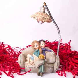 Koltukta Oturan Romantik Çift