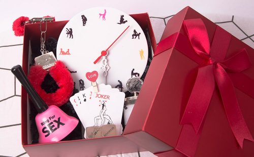 fantezi_ask_oyun_kutusu