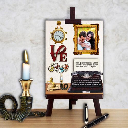 Daktilo Tasarımlı Afiş Saat