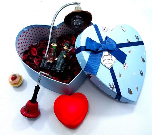 oturan_cift_sevgililer_gunu