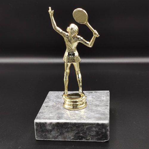 kadin-tenisci-odul-kupa4