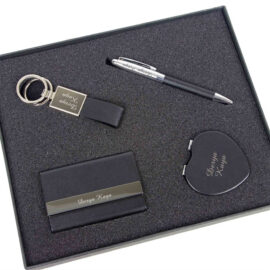 Kişiye Özel Kalpli Aynalı Hediye Seti