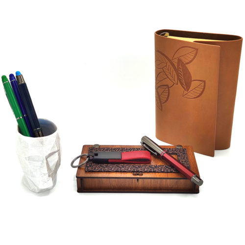 isme-ozel-kirmizi-roller-kalem-anahtarlik-seti5