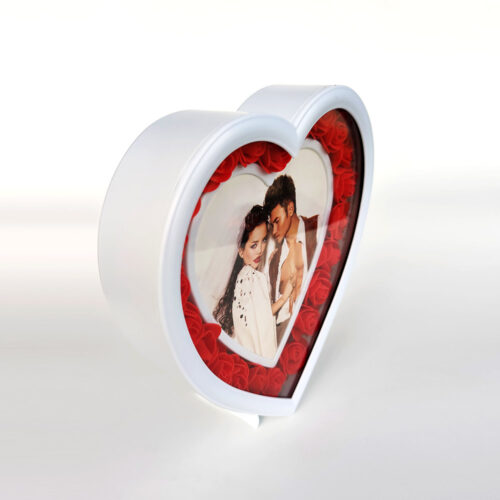 isikli-gullu-kalp-cerceve