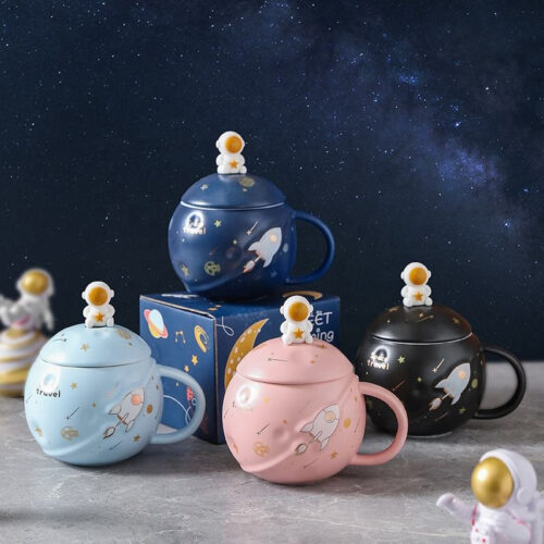 kapakli-astronot-kupa-yeni