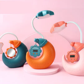 Saatli Ay Masa Lambası