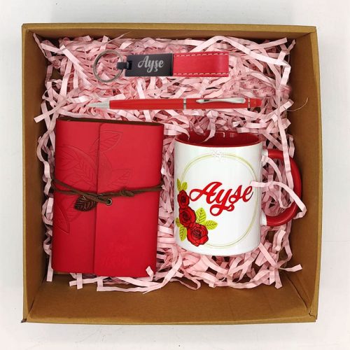 Kırmızı Konsept Hediye Kutusu