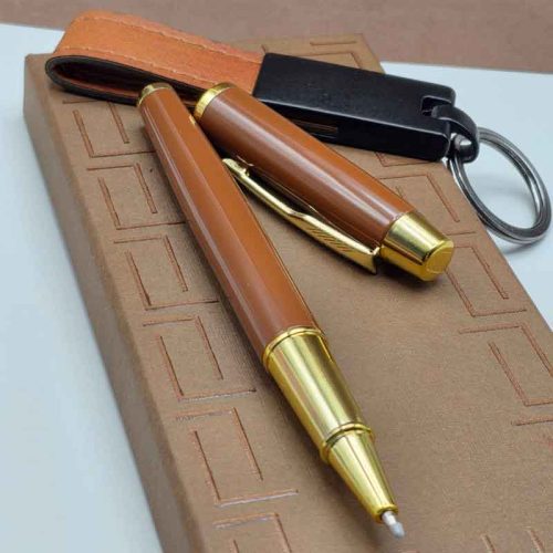 kisiye-ozel-kahverengi-kalem-anahtarlik-seti2