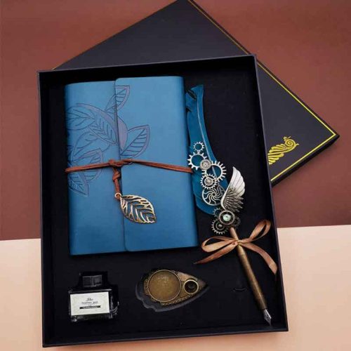 Tüylü Divit Kalem ve Deri Defter Seti