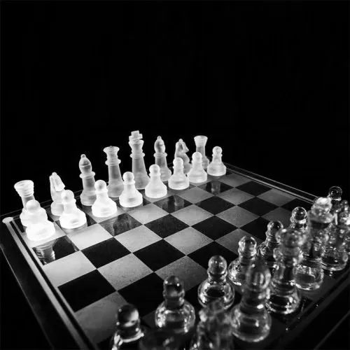 Cam Satranç Takımı
