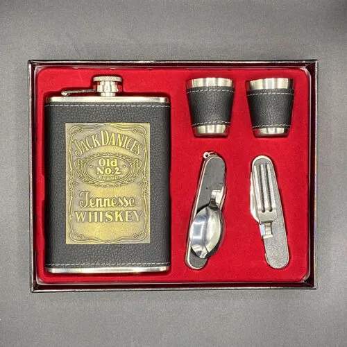 Jack Daniels İsviçre Çakılı Matara Seti