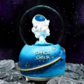 astronot-kar-kuresi-mavi