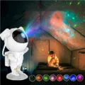 astronot-projeksiyon-gece-lambasi